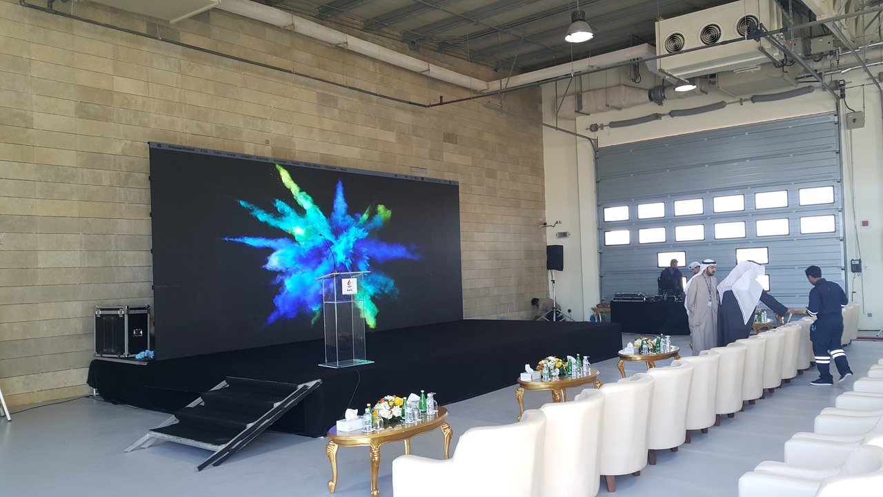 Led Screen Riser Stage LED Screens & Stage - Events Paradise